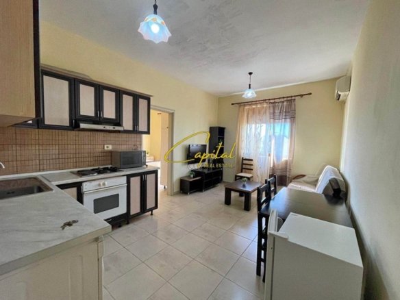 APARTAMENT ME QIRA 1+1 21 DHJETORI 50.000 LEKE