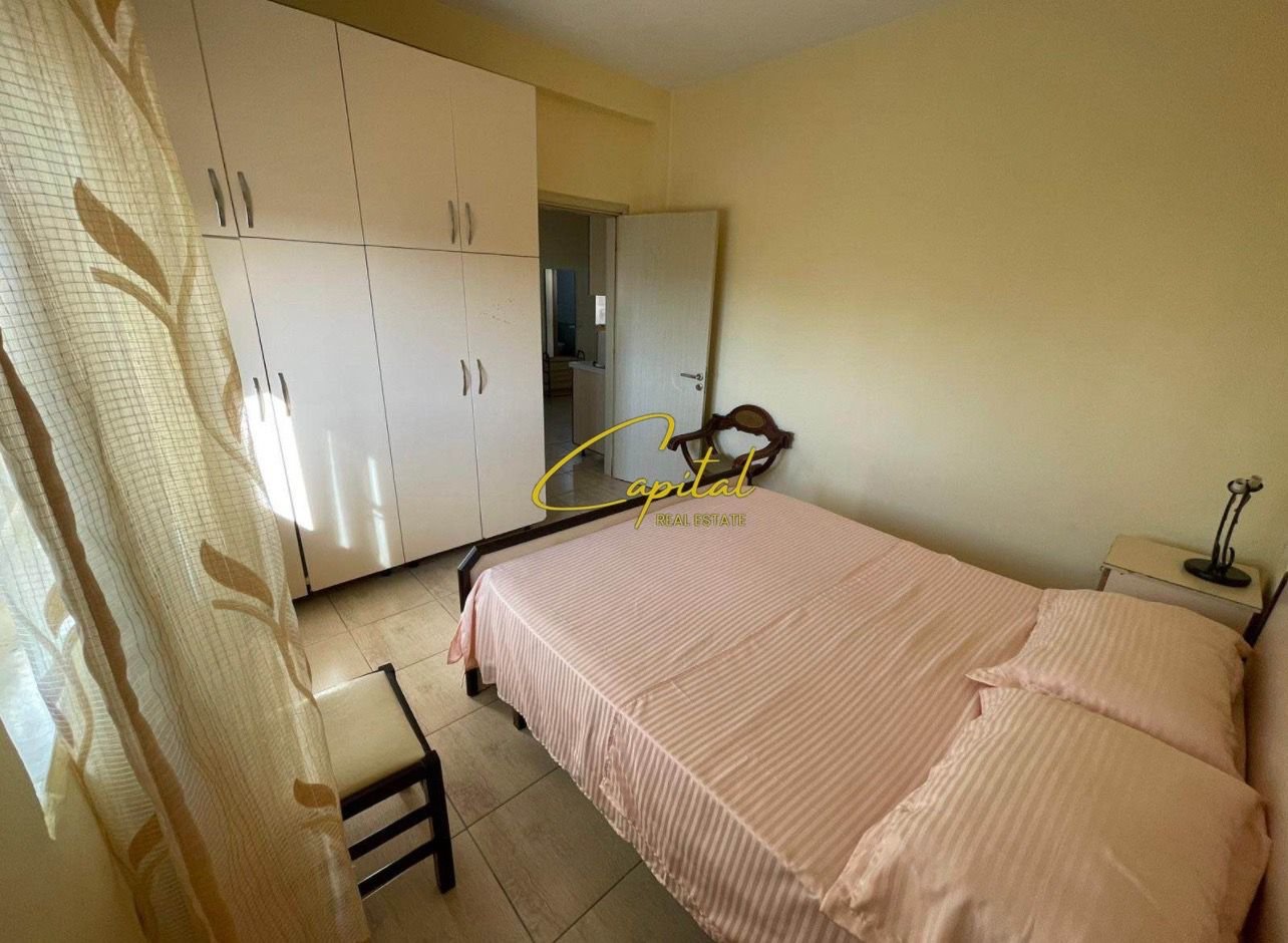 APARTAMENT ME QIRA 1+1 21 DHJETORI 50.000 LEKE