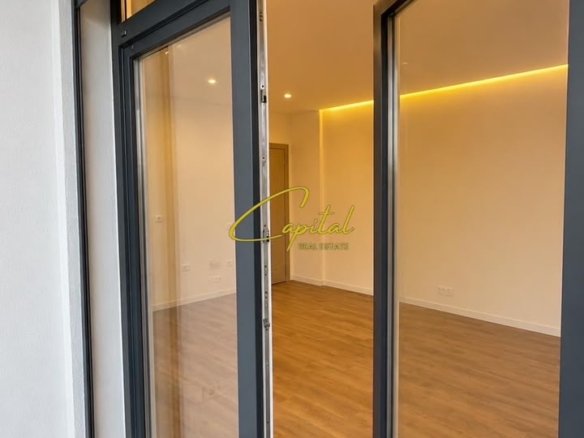 AMBIENT BIZNESI ME QIRA 70 M2 RRUGA JORDAN MISJA 45.000 LEKE