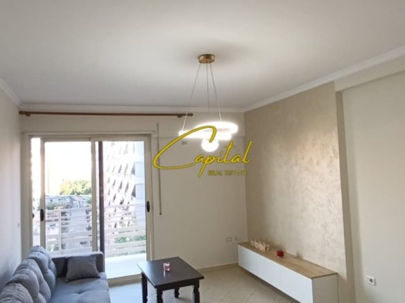 APARTAMENT ME QIRA 1+1 RRUGA E KAVAJES 50.000 LEKE
