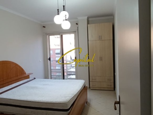 APARTAMENT ME QIRA 1+1 RRUGA E KAVAJES 50.000 LEKE