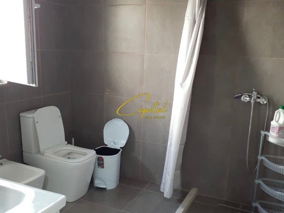 APARTAMENT ME QIRA 3+1 RRUGA E ELBASANIT 55.000 LEKE