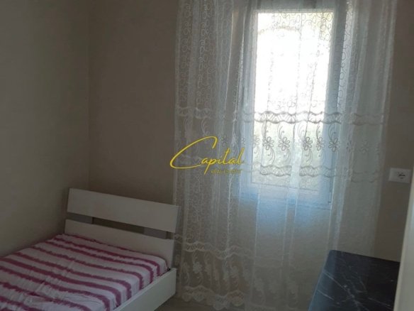APARTAMENT ME QIRA 3+1 RRUGA E ELBASANIT 55.000 LEKE