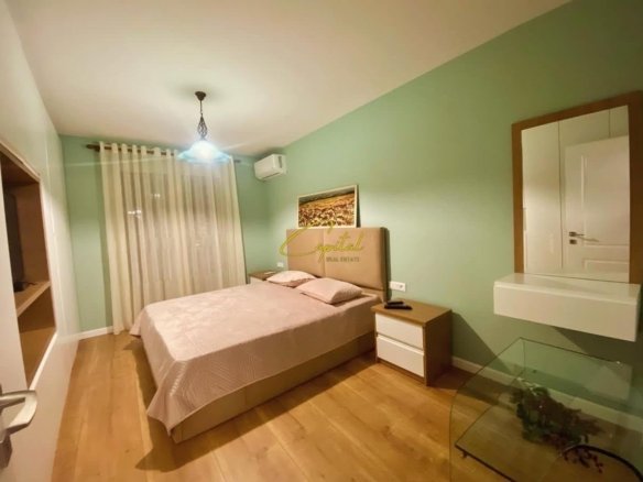 APARTAMENT ME QIRA 2+1 RRUGA E KAVAJES 800 EURO