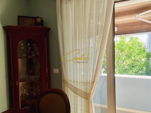 APARTAMENT ME QIRA 2+1 RRUGA E KAVAJES 800 EURO