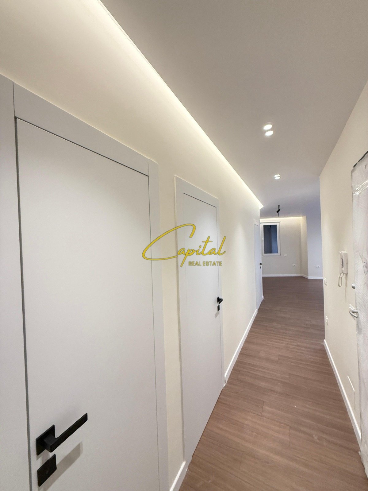 SHITET APARTAMENT 2+1 BRRYLI 16.500.000 LEKE
