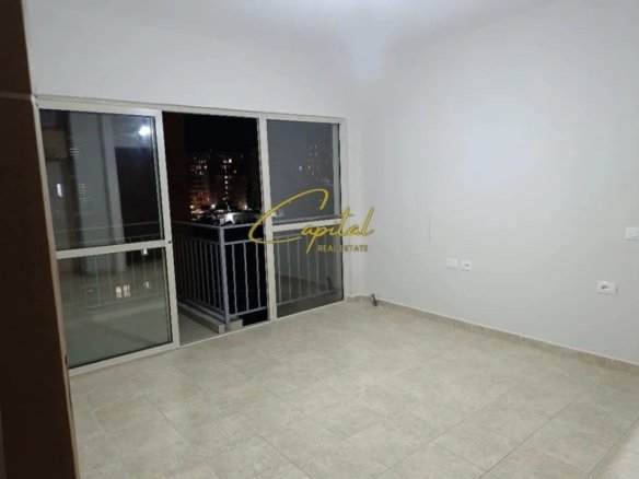 ZYRE ME QIRA 50 M2 ISH FUSHA AVIACIONIT 40.000 LEKE