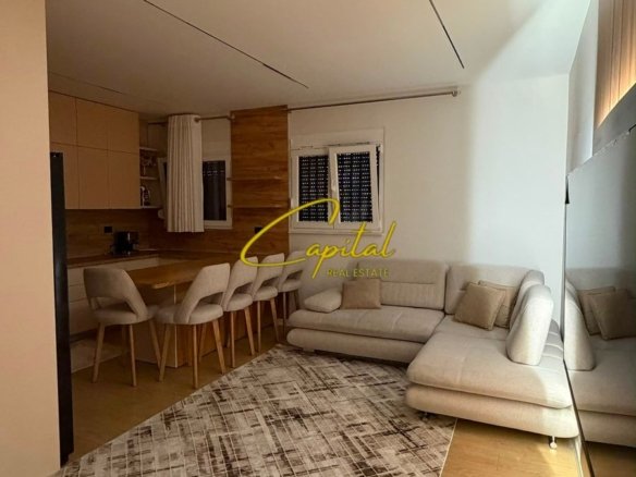 APARTAMENT ME QIRA 1+1 RRUGA E DIBRES 65.000 LEKE