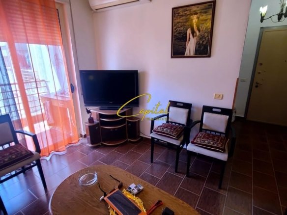 APARTAMENT ME QIRA 1+1 KOMBINAT 30.000 LEKE