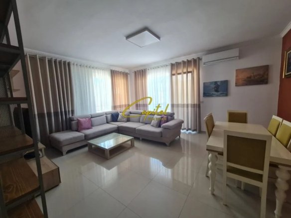 APARTAMENT ME QIRA 3+1+2 KOPSHTI BOTANIK 80.000 LEKE