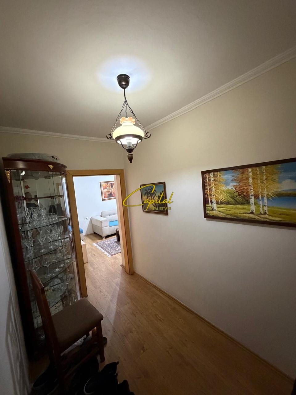 APARTAMENT ME QIRA 1+1 SHKOLLA E BASHKUAR 46.000 LEKE