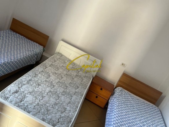 APARTAMENT ME QIRA 1+1 ALI DEMI 32.000 LEKE