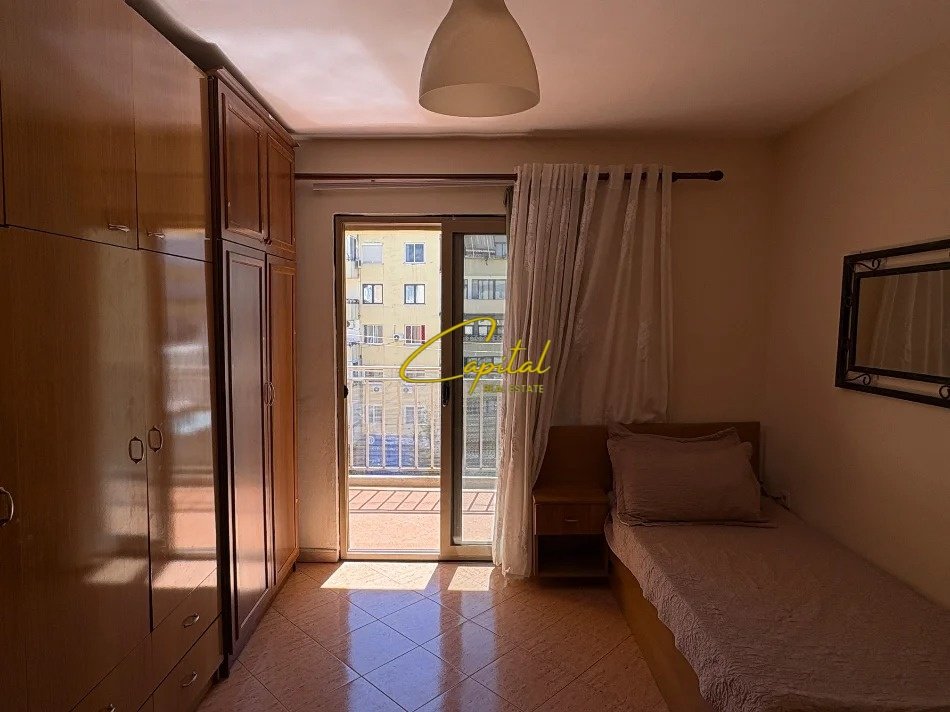 APARTAMENT ME QIRA 2+1 SHKOLLA E BALETIT 55.000 LEKE