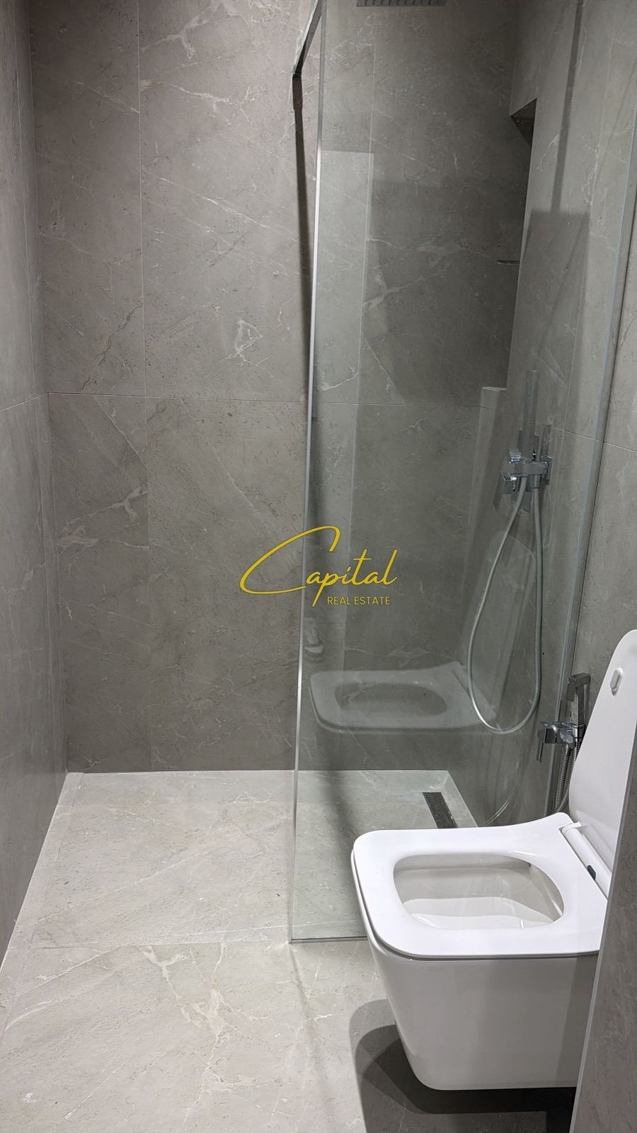 ZYRE ME QIRA 70 M2 VASIL SHANTO 550 EURO