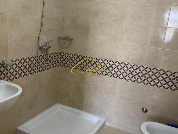 SHITET APARTAMENT 3+1+2 KINOSTUDIO 30.000.000 LEKE