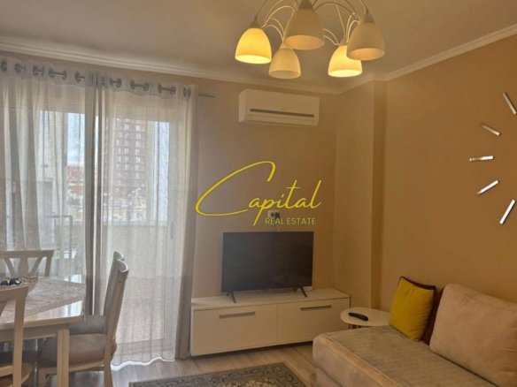 APARTAMENT ME QIRA 1+1 21 DHJETORI 60.000 LEKE