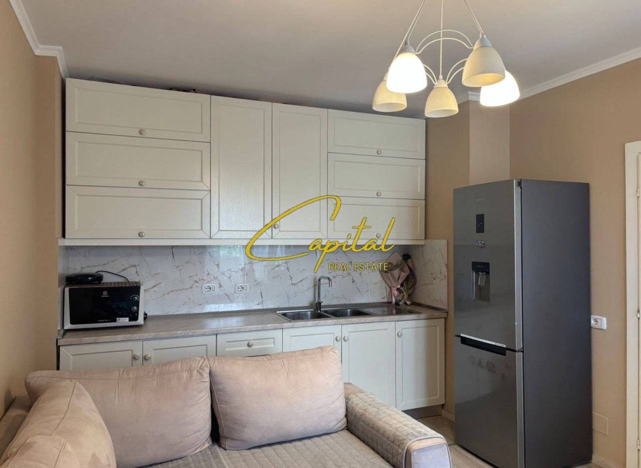 APARTAMENT ME QIRA 1+1 21 DHJETORI 60.000 LEKE