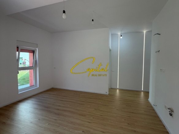 AMBIENT BIZNESI ME QIRA 70 M2 REZIDENCA KADIU 400 EURO