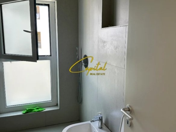 APARTAMENT ME QIRA 2+1 KOMPLEKSI KADIU 60.000 LEKE