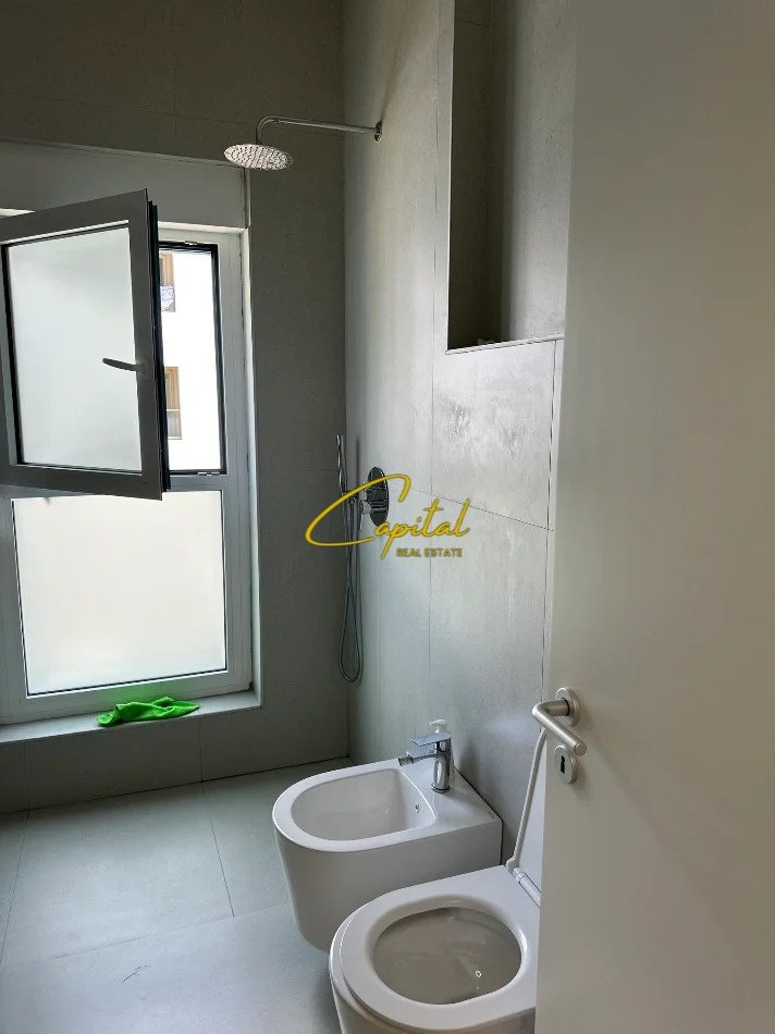 WhatsApp Image 2026-06-16 at 11.07.13 AM (1) APARTAMENT ME QIRA 2+1 KOMPLEKSI KADIU 60.000 LEKE