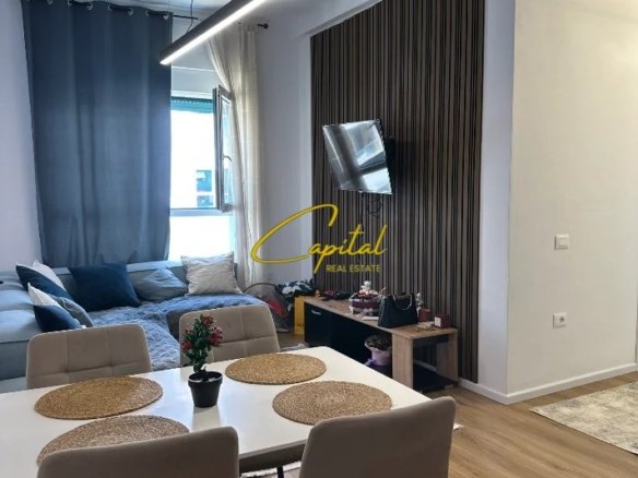 APARTAMENT ME QIRA 2+1 KOMPLEKSI KADIU 60.000 LEKE