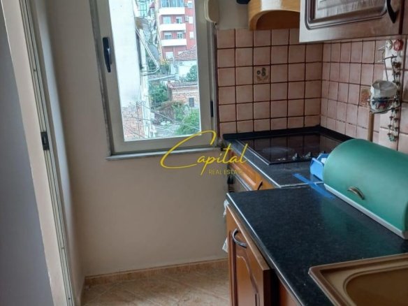 APARTAMENT ME QIRA 2+1 RRUGA E ELBASANIT 60.000 LEKE