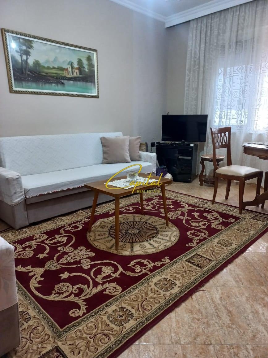 APARTAMENT ME QIRA 2+1 RRUGA E ELBASANIT 60.000 LEKE