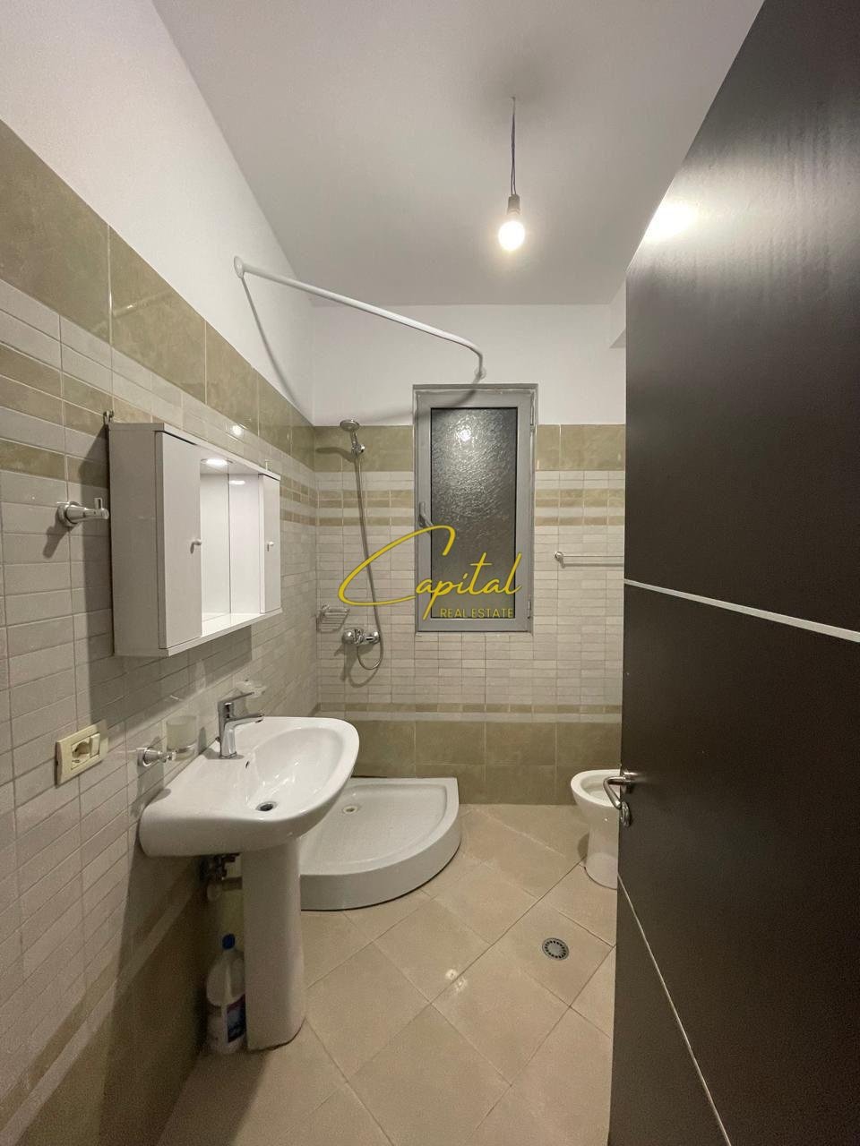 APARTAMENT ME QIRA 2+1 FRESKU 45.000 LEKE