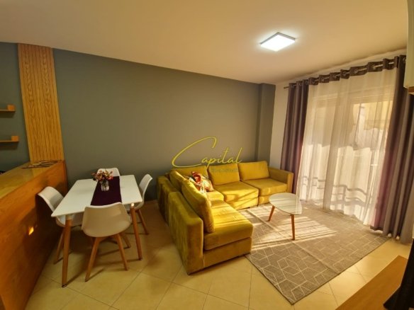 APARTAMENT ME QIRA 2+1 5 MAJI 65.000 LEKE