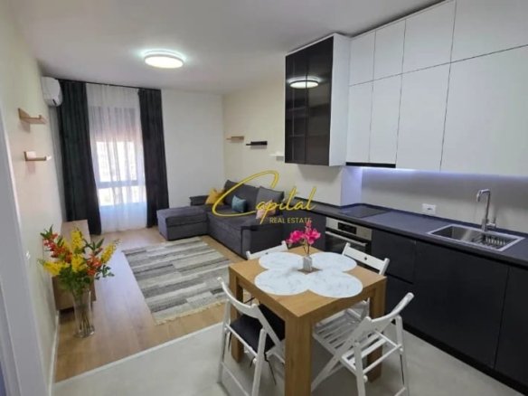 APARTAMENT ME QIRA 1+1 5 MAJI 55.000 LEKE