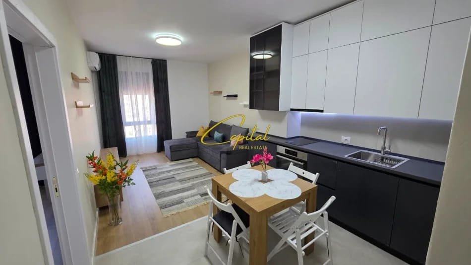 APARTAMENT ME QIRA 1+1 5 MAJI 55.000 LEKE