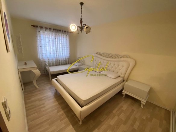 APARTAMENT ME QIRA 2+1 BULEVARDI ZOGU PARE 60.000 LEKE