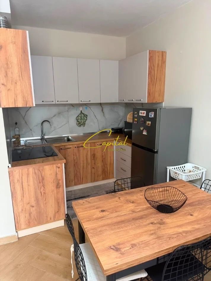 WhatsApp Image 2026-06-17 at 10.08.51 (2) APARTAMENT ME QIRA 1+1 SHKOLLA E BALETIT 65.000 LEKE