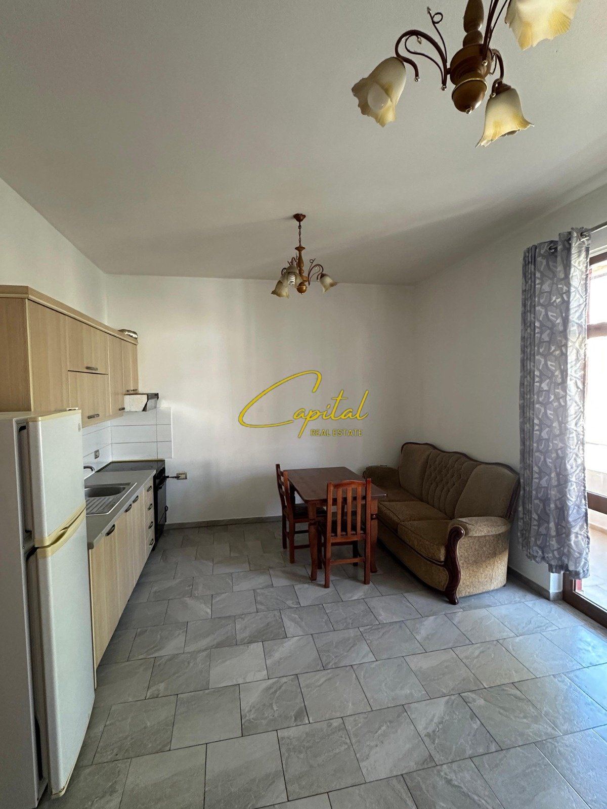 GARSONIERE ME QIRA 45 M2 BULEVARDI I RI 28.000 LEKE