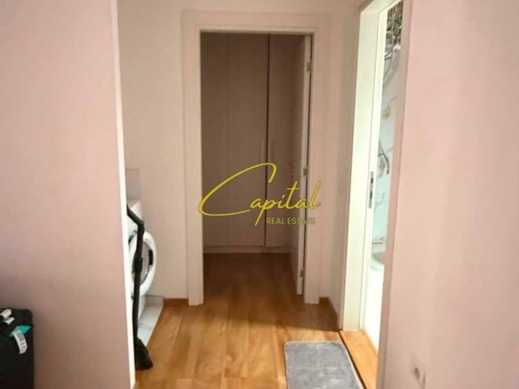 APARTAMENT ME QIRA 1+1 ISH STACIONI TRENIT 60.000 LEKE