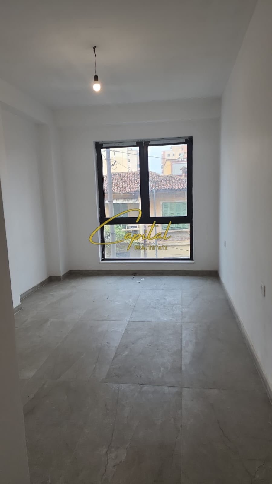 WhatsApp Image 2026-06-17 at 12.24.12 PM (2) AMBIENT BIZNESI ME QIRA 97 M2 MYSLYM SHYRI 1.300 EURO