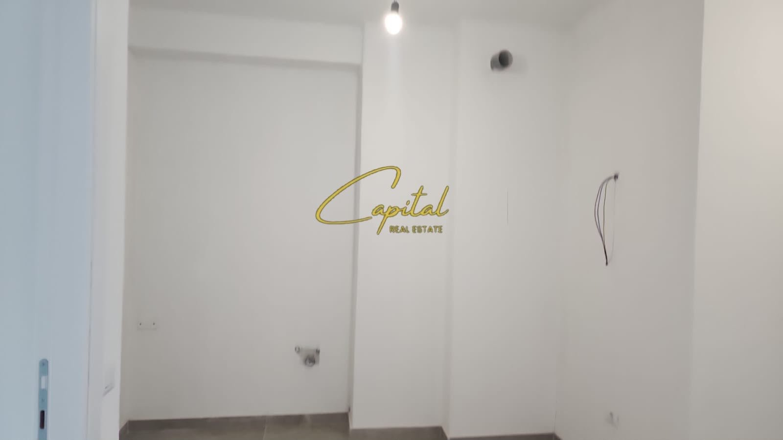 WhatsApp Image 2026-06-17 at 12.24.12 PM AMBIENT BIZNESI ME QIRA 97 M2 MYSLYM SHYRI 1.300 EURO