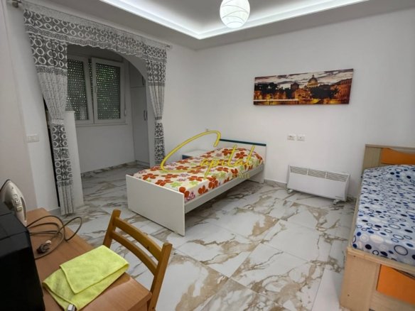 APARTAMENT ME QIRA 2+1 ALI DEMI 65.000 LEKE