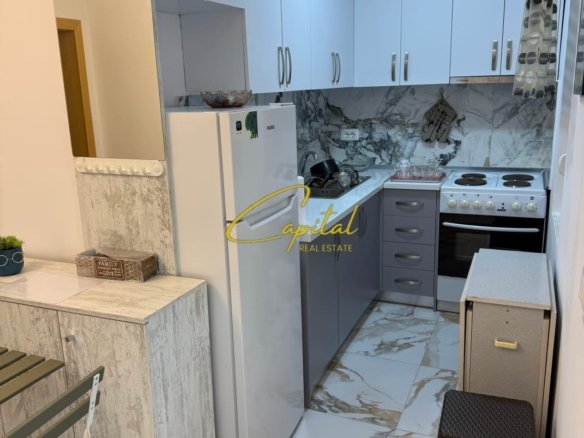 APARTAMENT ME QIRA 2+1 ALI DEMI 65.000 LEKE