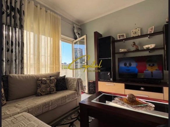 APARTAMENT ME QIRA 2+1+2 KOPSHTI BOTANIK 950 EURO
