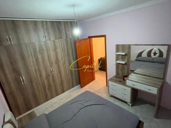 APARTAMENT ME QIRA 2+1 KOMBINAT 40.000 LEKE