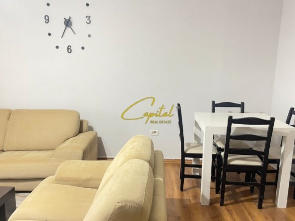 APARTAMENT ME QIRA 1+1 PAZARI I RI 50.000 LEKE