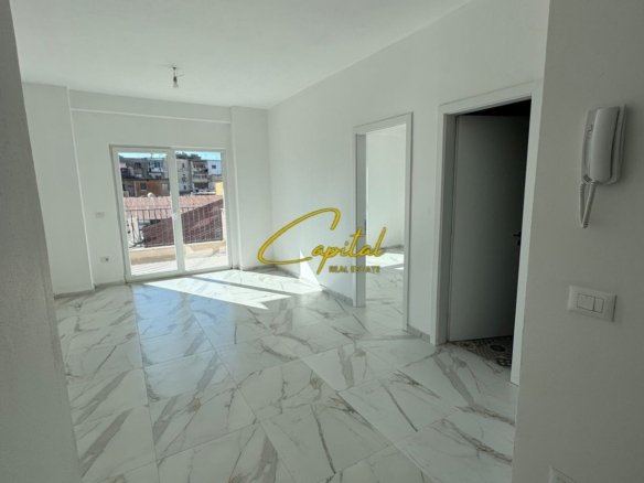 APARTAMENT ME QIRA 1+1 KOMPLEKSI AURA 40.000 LEKE