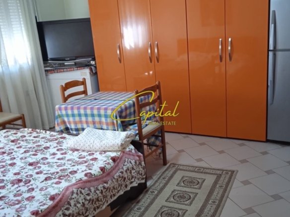 GARSONIERE ME QIRA 35 M2 RRUGA E DURRESIT 50.000 LEKE