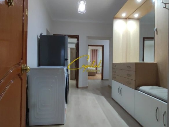 APARTAMENT ME QIRA 2+1 RRUGA FORTUZI 800 EURO