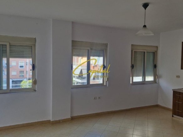 APARTAMENT ME QIRA 2+1 KOMUNA E PARISIT 45.000 LEKE