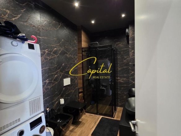 SHITET PENTHOUSE 121 M2 ISH TREGU ELEKTRIK 42.000.000 LEKE