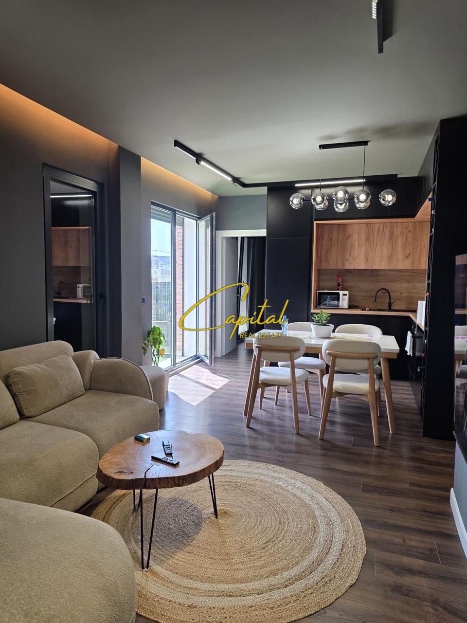 WhatsApp Image 2026-06-19 at 3.51.49 PM (1) SHITET PENTHOUSE 121 M2 ISH TREGU ELEKTRIK 42.000.000 LEKE