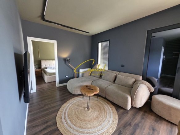 SHITET PENTHOUSE 121 M2 ISH TREGU ELEKTRIK 42.000.000 LEKE