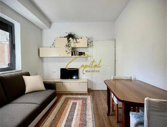 APARTAMENT ME QIRA 1+1 PAZARI I RI 40.000 LEKE